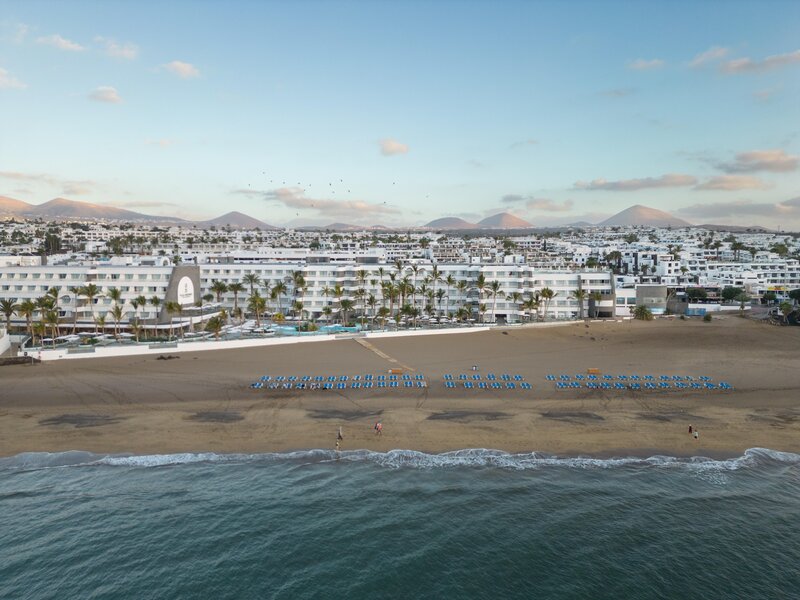 Suite Hotel Fariones Playa 16