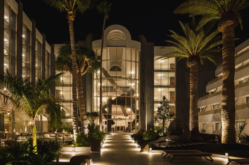 Suite Hotel Fariones Playa 21