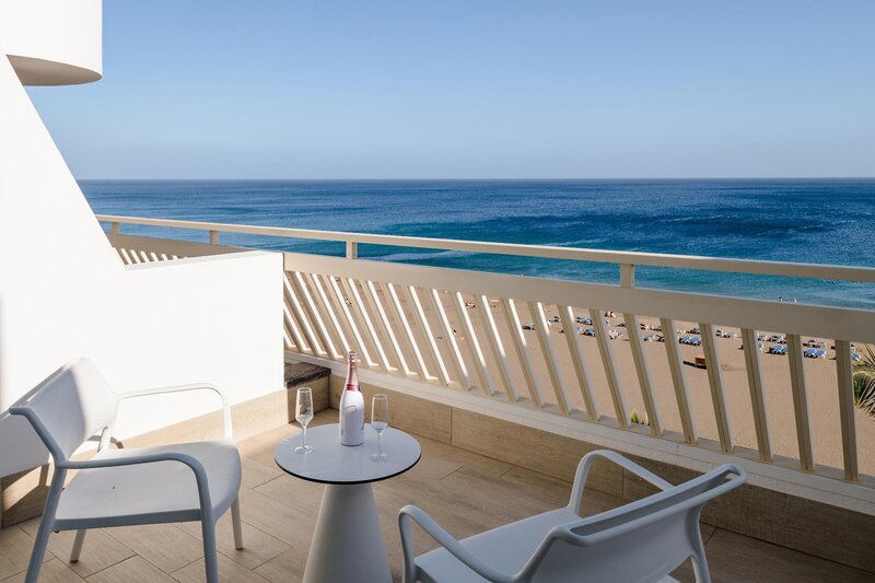 Suite Hotel Fariones Playa 24