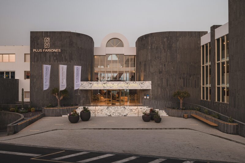 Suite Hotel Fariones Playa 41
