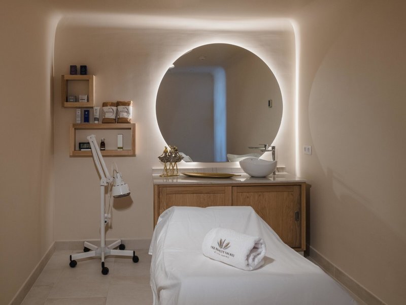 Plus Fariones Suite Hotel 21