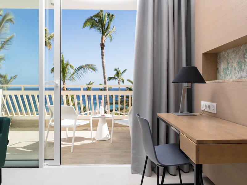 Plus Fariones Suite Hotel 26