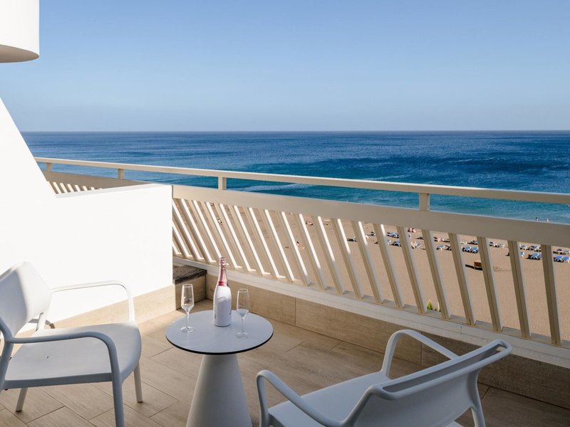 Plus Fariones Suite Hotel 31