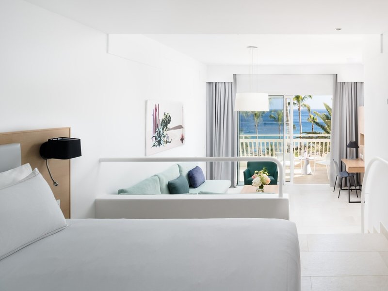 Plus Fariones Suite Hotel 32