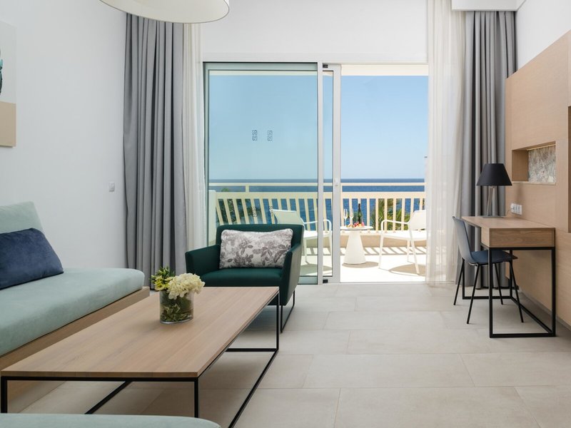 Plus Fariones Suite Hotel 39