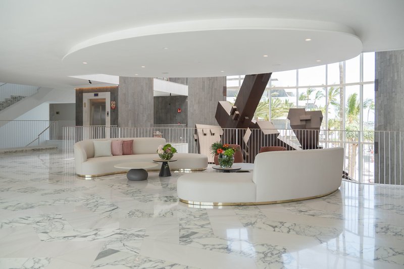 Plus Fariones Suite Hotel 8
