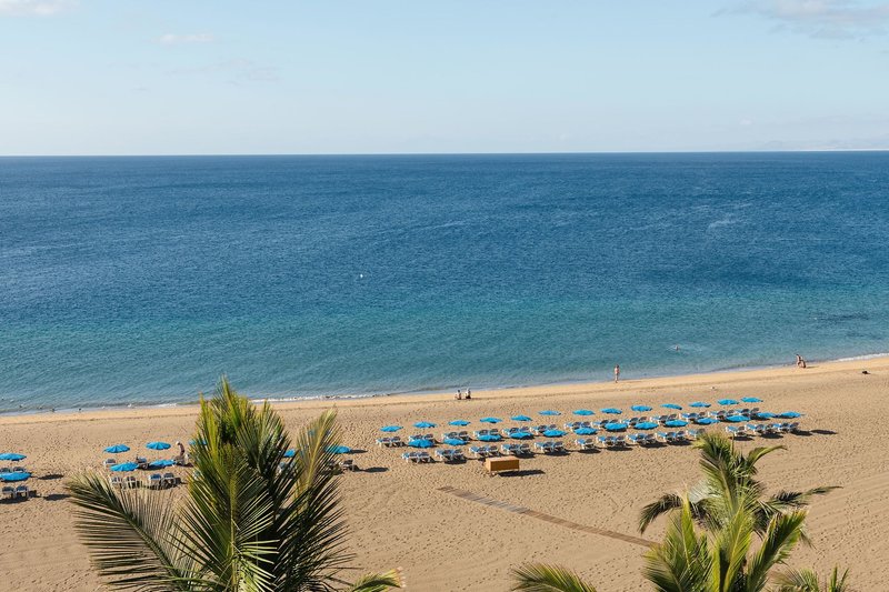 Plus Fariones Suite Hotel 12