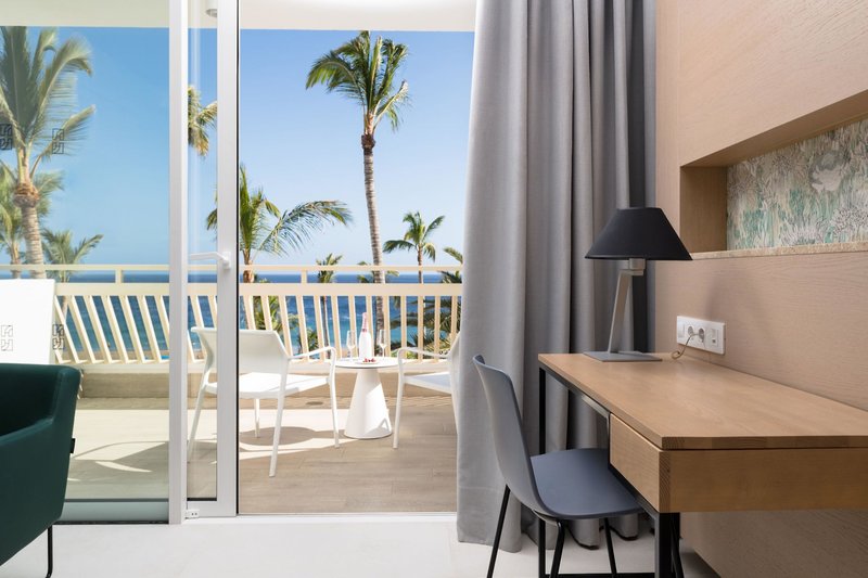 Plus Fariones Suite Hotel 28