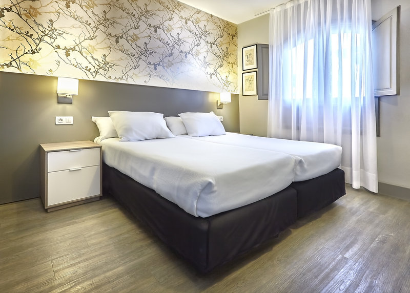 HG Lomo Blanco Apartments 4