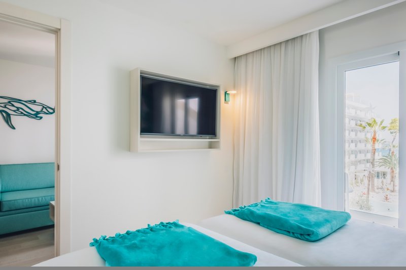 Iberostar Waves Alcudia Park 16