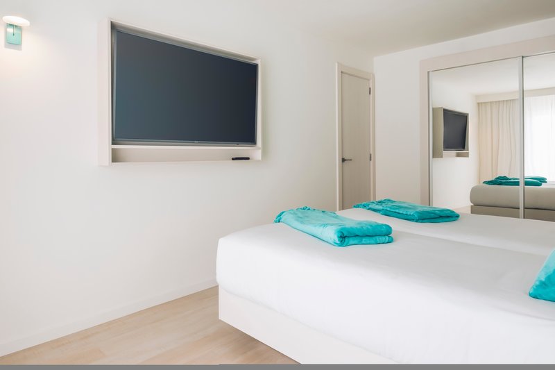 Iberostar Waves Alcudia Park 36