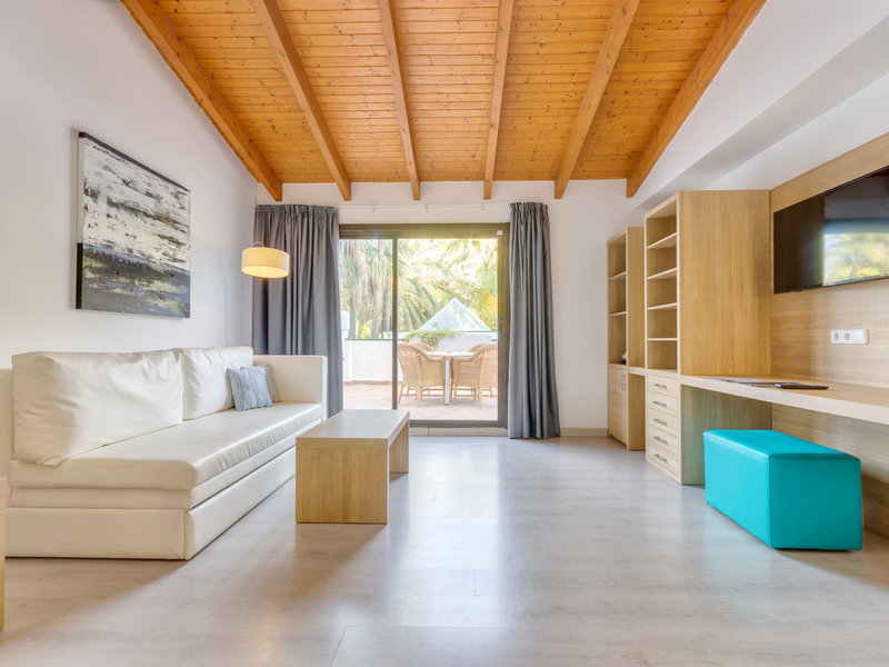 Bahia de Alcudia 34 - Room Example