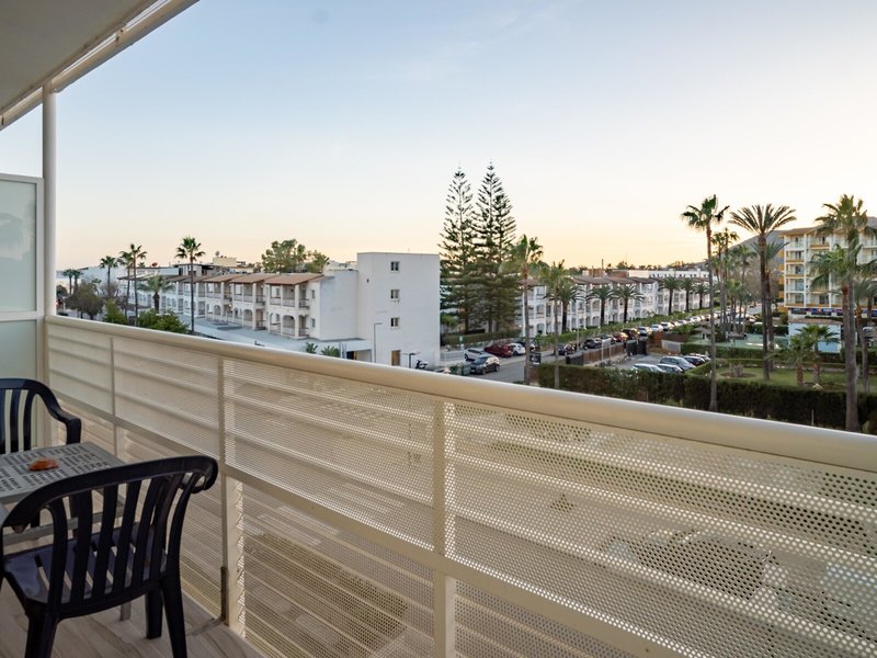 Bahia de Alcudia 47 - Room Example