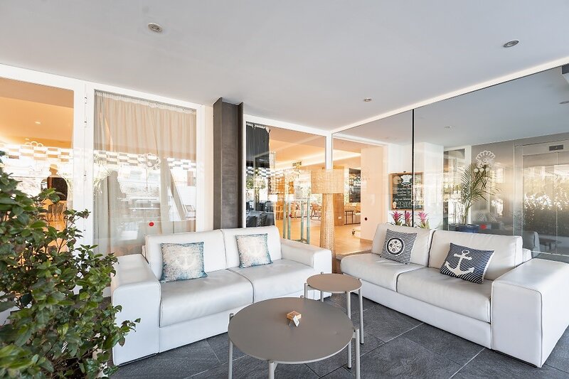 Bahia de Alcudia Hotel & Spa  7