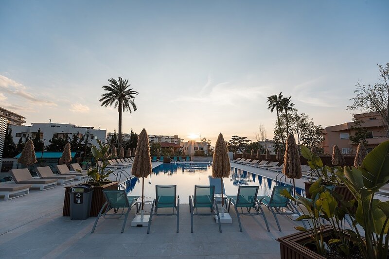 Bahia de Alcudia Hotel & Spa  10