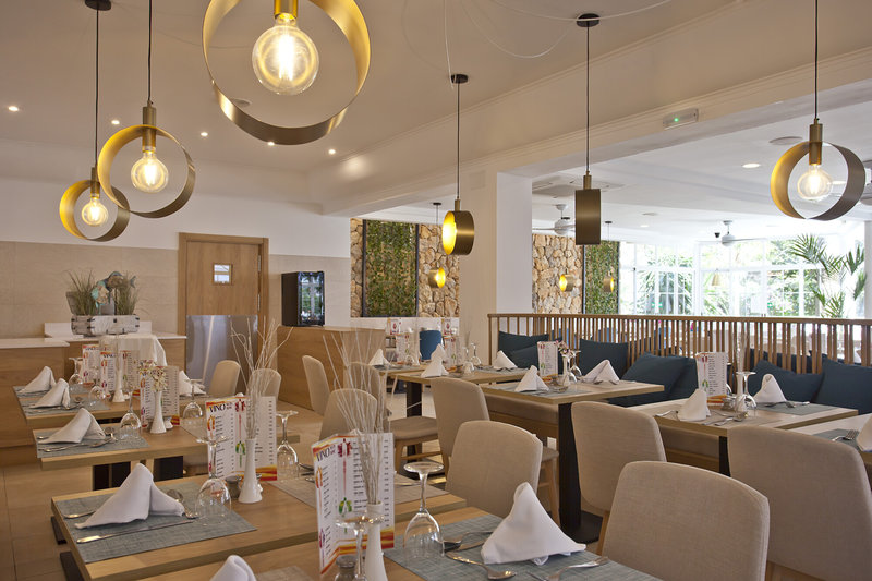 Bahia de Alcudia Hotel & Spa 11