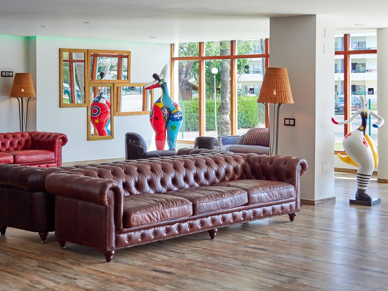 Bellevue Club 11
