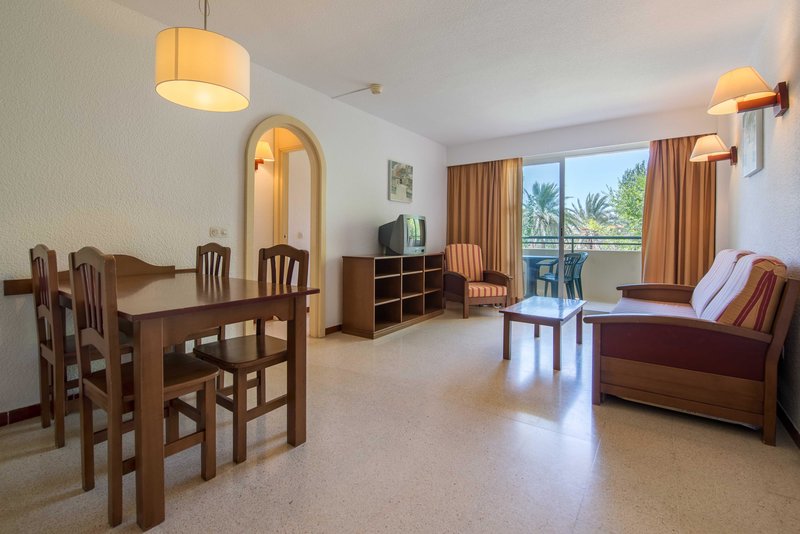 Bellevue Club 26