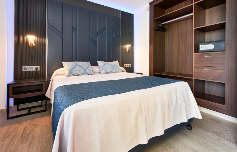 Bellevue Club 86