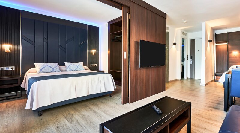 Bellevue Club 107
