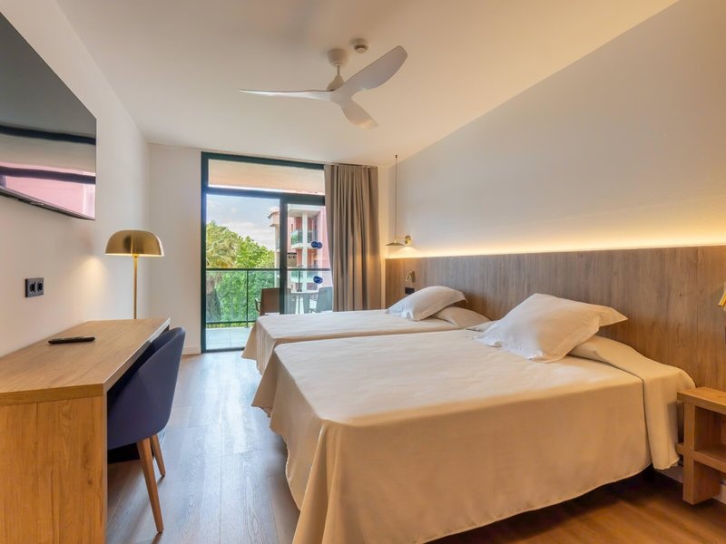 Ohtels Vil-la Romana 43