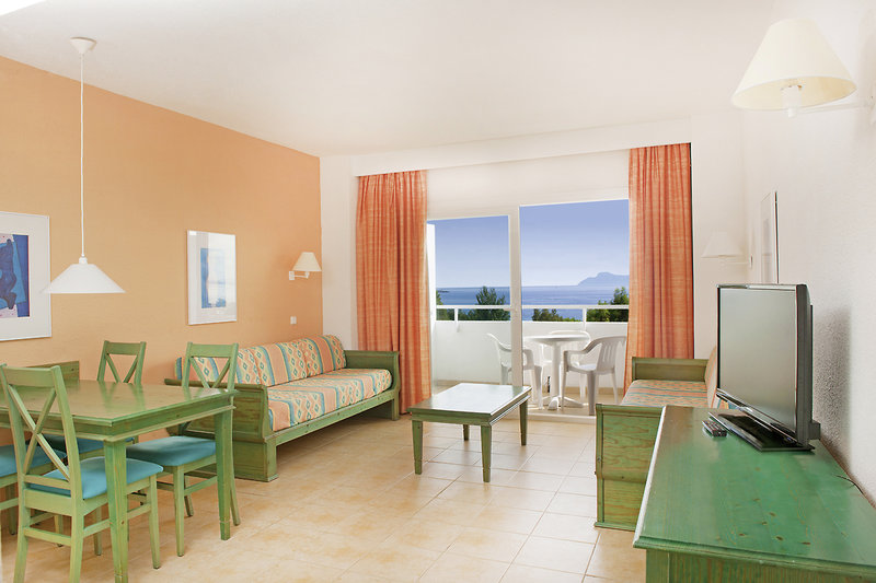 Iberostar Waves Ciudad Blanca 9