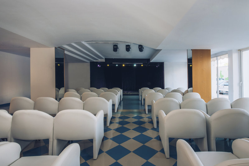 Iberostar Waves Ciudad Blanca 11