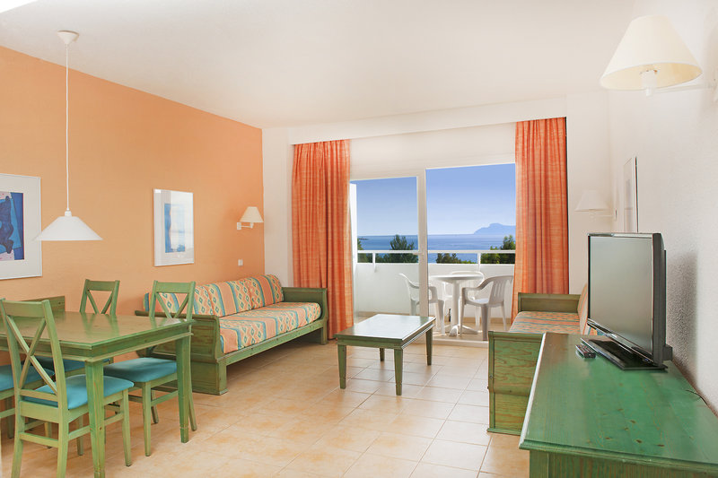 Iberostar Waves Ciudad Blanca 19