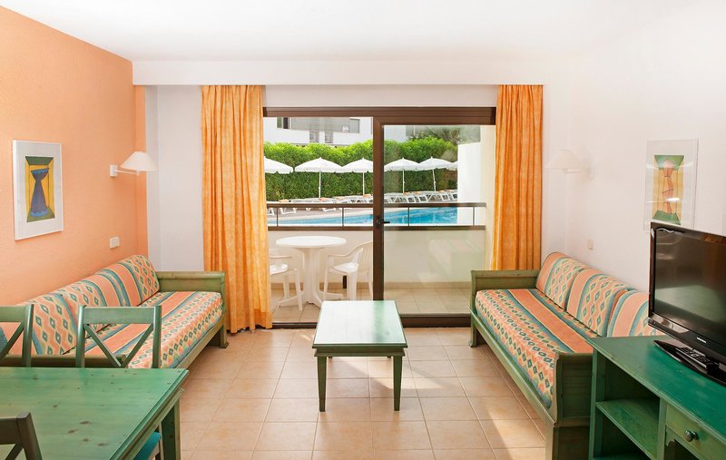 Iberostar Waves Ciudad Blanca 7