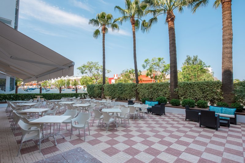 Iberostar Waves Ciudad Blanca 5