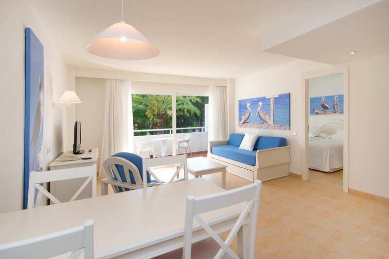 Iberostar Waves Ciudad Blanca 39