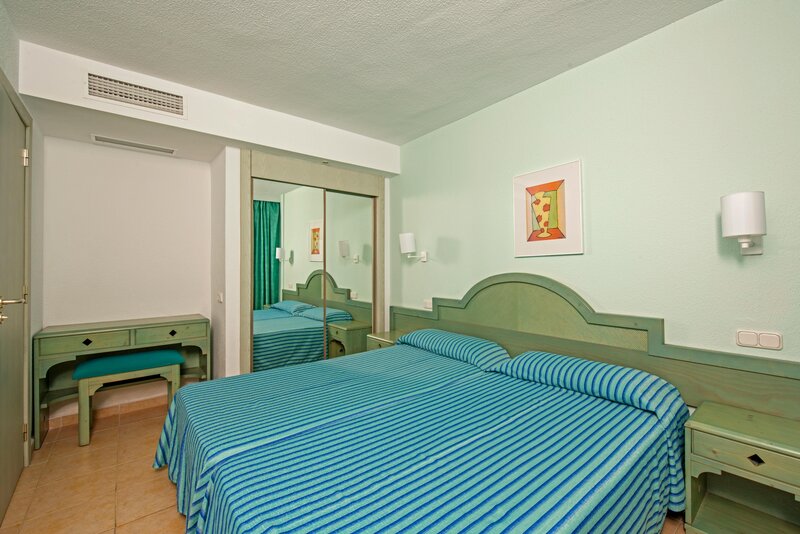 Iberostar Waves Ciudad Blanca 36