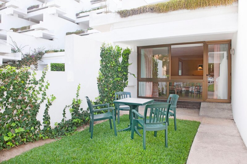 Iberostar Waves Ciudad Blanca 40