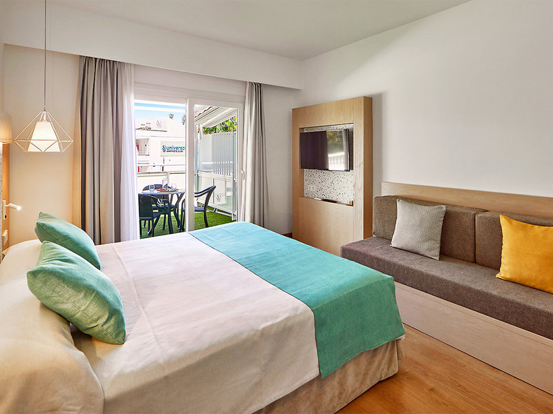 Universal Aparthotel Elisa 7