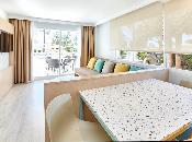 Universal Aparthotel Elisa 11