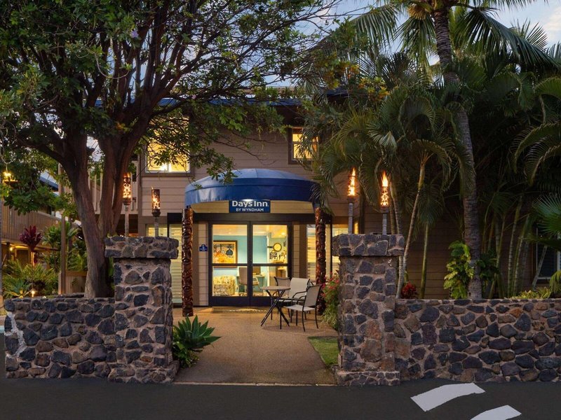 Days Inn by Wyndham Maui Oceanfront 4
