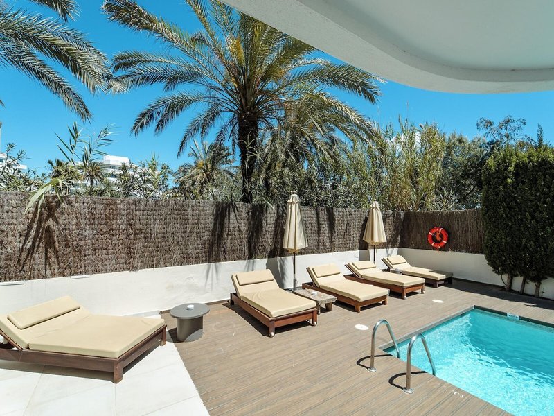 El Hotel Pacha 8