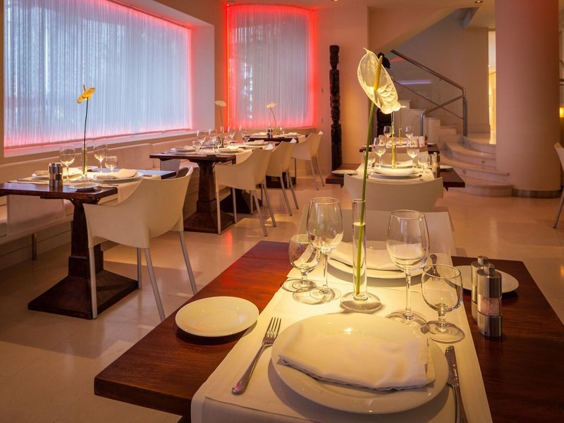 El Hotel Pacha 27