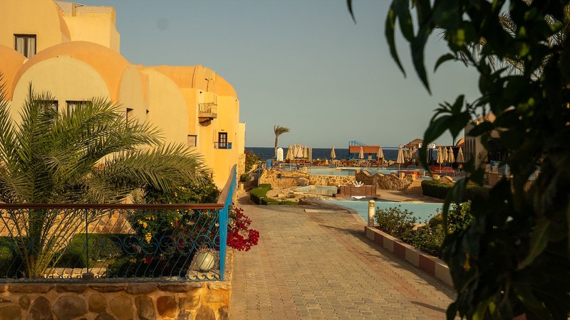 Rohanou Beach Resort & Ecolodge 5