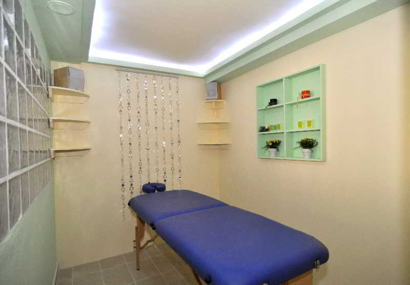 Thalassies Hotel 4
