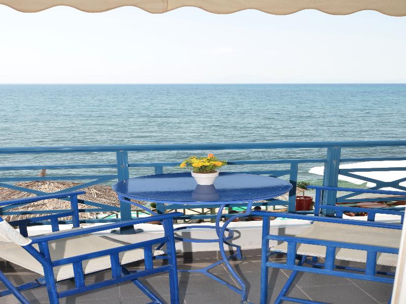 Thalassies Hotel 8