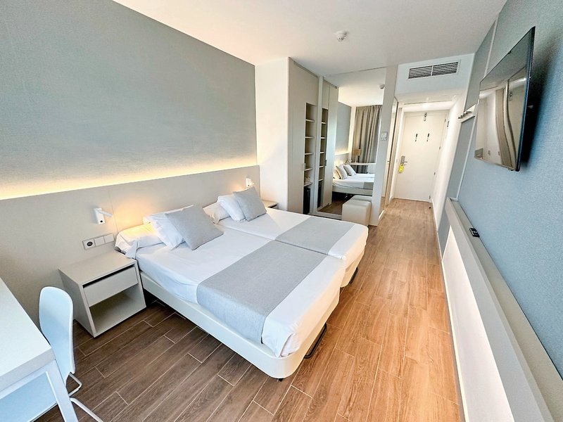 Aparthotel Eix Platja Daurada - Hotel 6