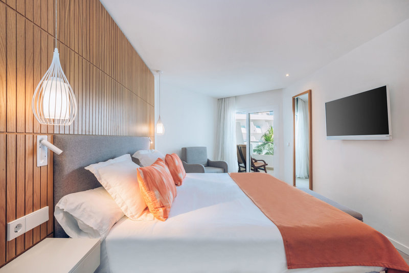 Iberostar Waves Playa de Muro 49