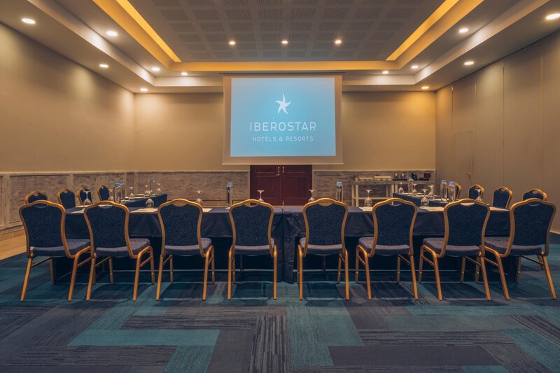 Iberostar Waves Playa de Muro 21