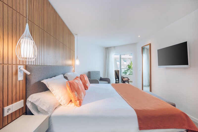 Iberostar Waves Playa de Muro 11