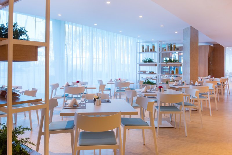 Iberostar Waves Playa de Muro 38