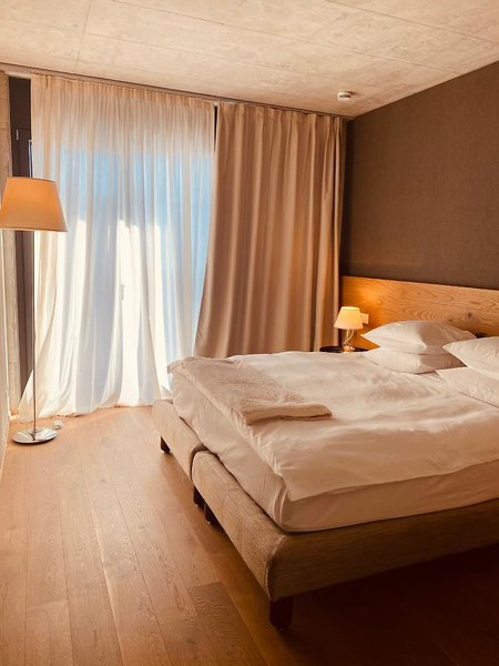 Hotel de l Ours Preles 2