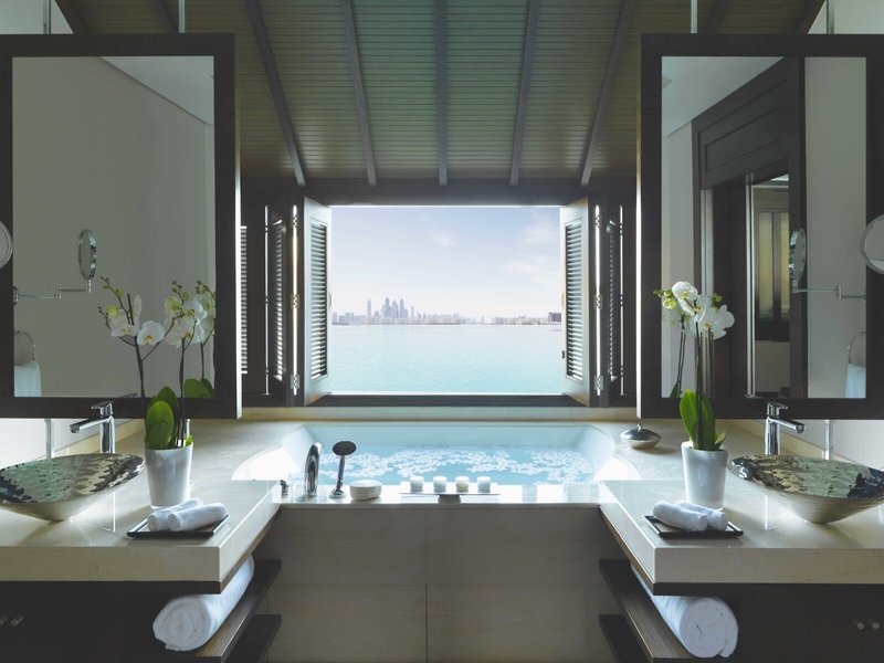 Anantara The Palm Dubai Resort 38
