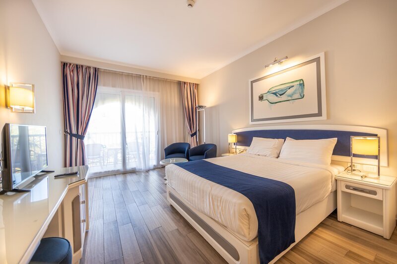 Desert Rose Resort 19