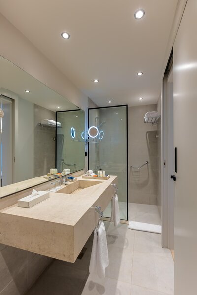 Desert Rose Resort 20